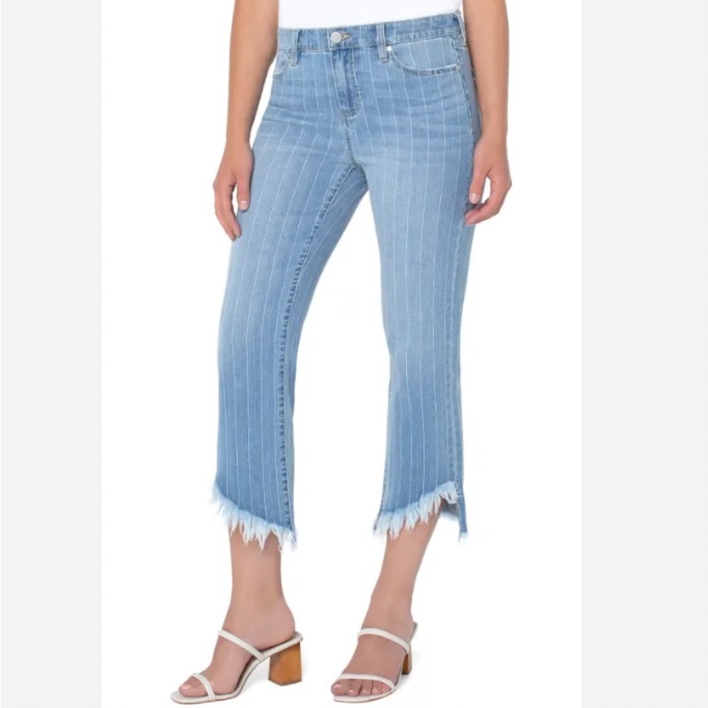 Liverpool Los Angeles Hannah Angled Frayed Crop Jeans